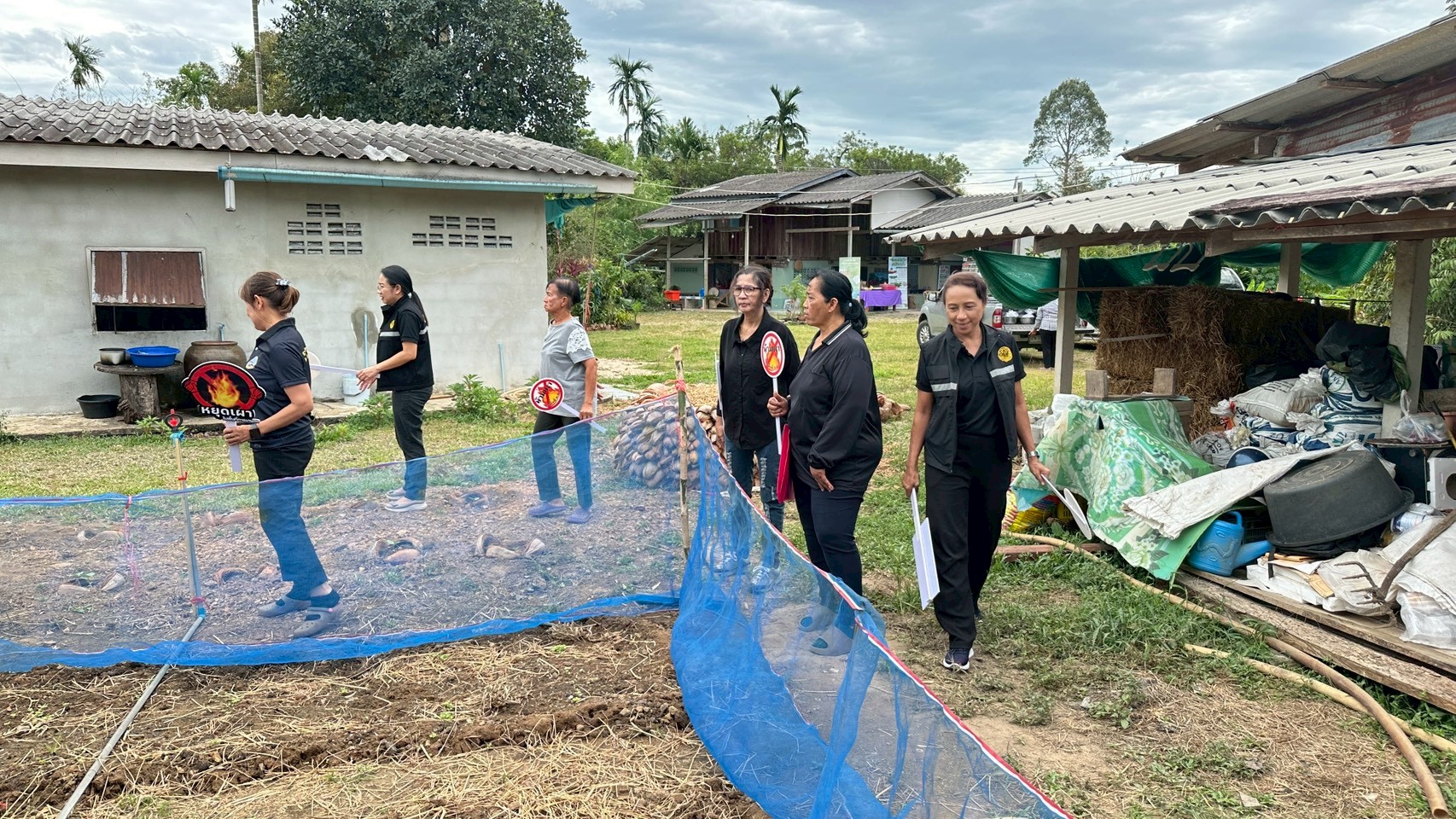 title - สำนักงานการปฏิรูปที่ดินจังหวัดตราดจัดฝึกอบรม หลักสูตรที่ 1 แนวทางการลดการเผาใหม้ในเขตปฏิรูปที่ดิน